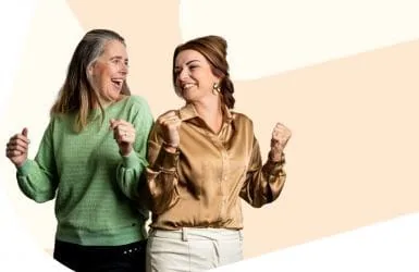 Twee vrouwen op een officieel campagnebeeld van Alpina