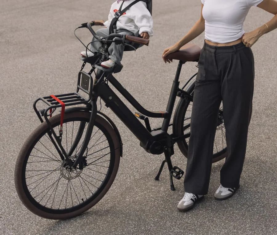 Officiële foto van een Jordaan Urban-e-bike bij LEKKER Bikes